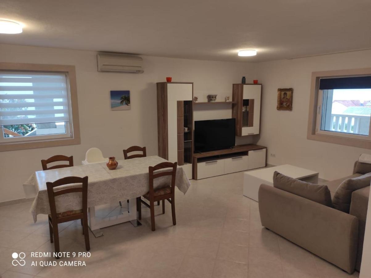 Apartments Marko Sutivan Insel Brac 외부 사진