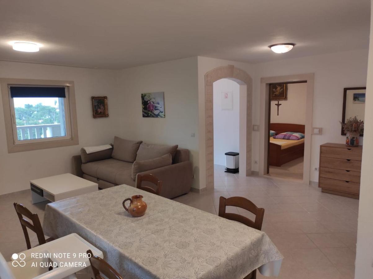 Apartments Marko Sutivan Insel Brac 외부 사진