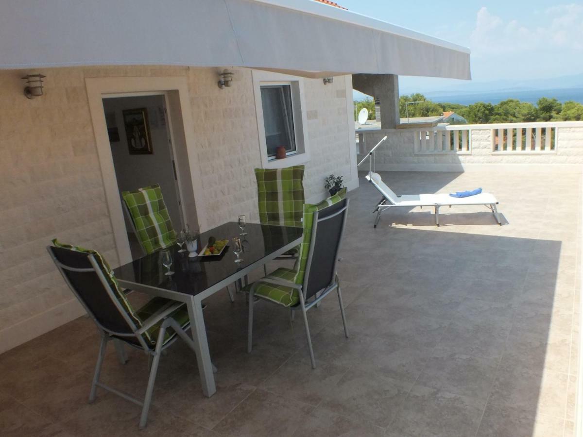 Apartments Marko Sutivan Insel Brac 외부 사진