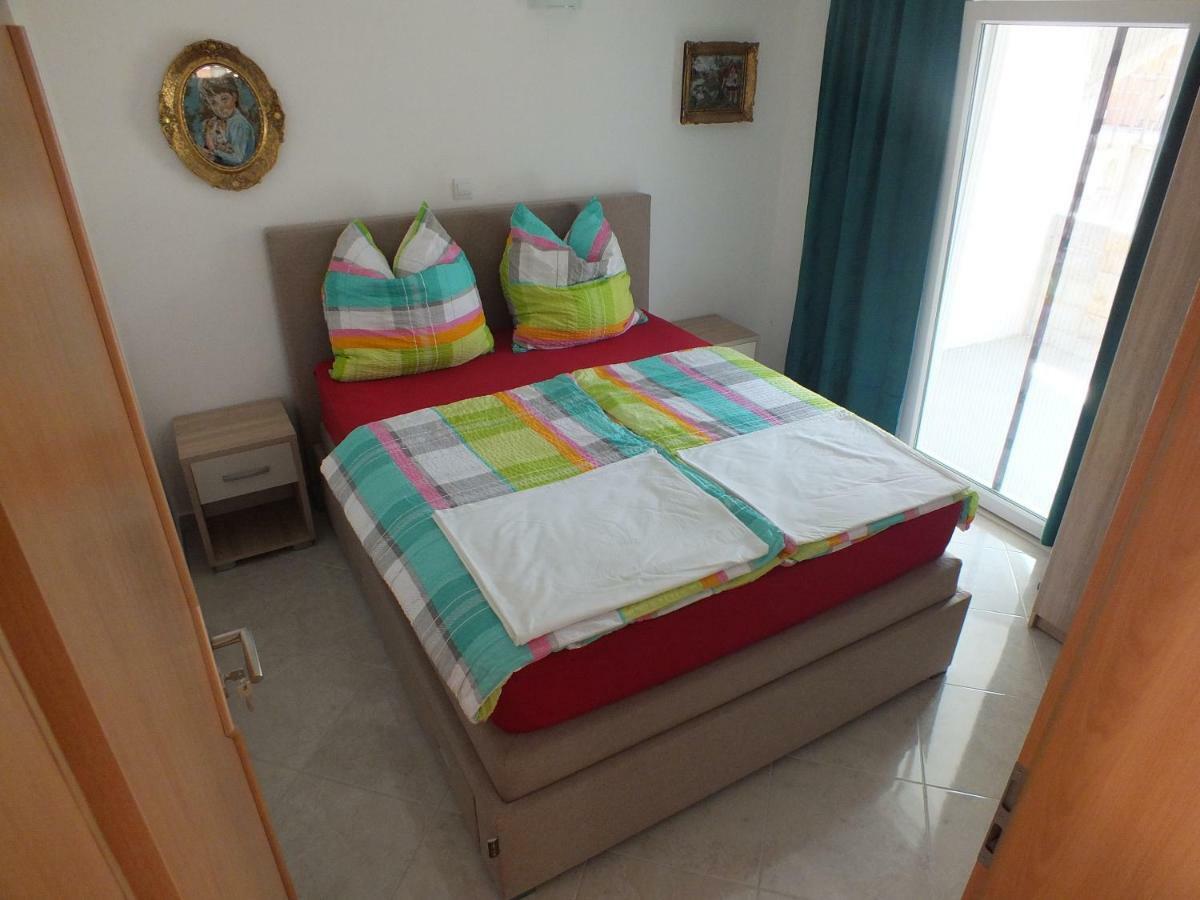 Apartments Marko Sutivan Insel Brac 외부 사진