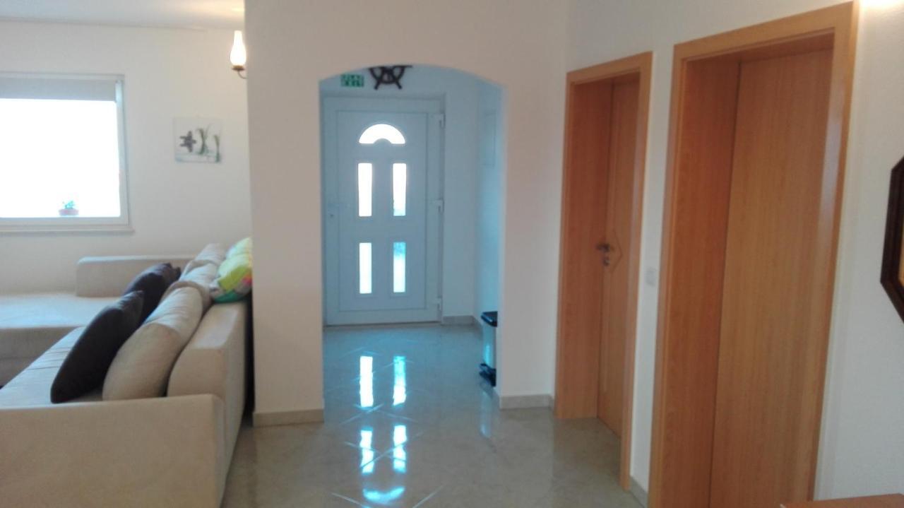 Apartments Marko Sutivan Insel Brac 외부 사진