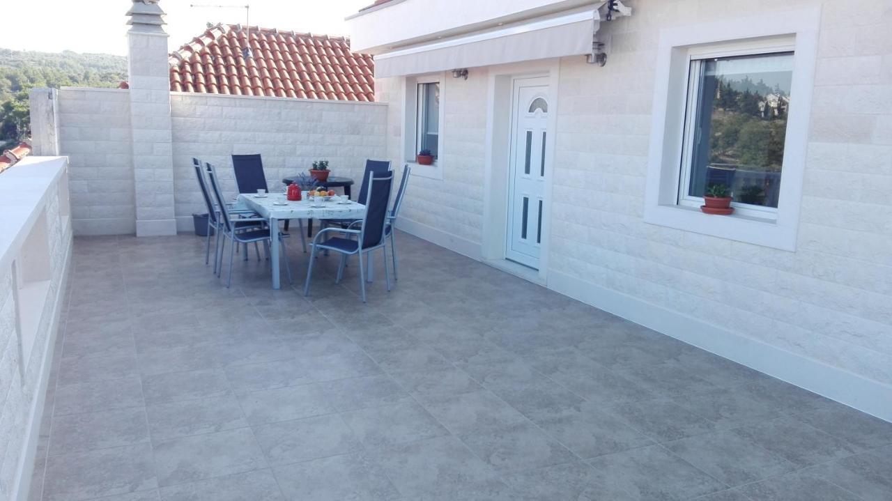 Apartments Marko Sutivan Insel Brac 외부 사진