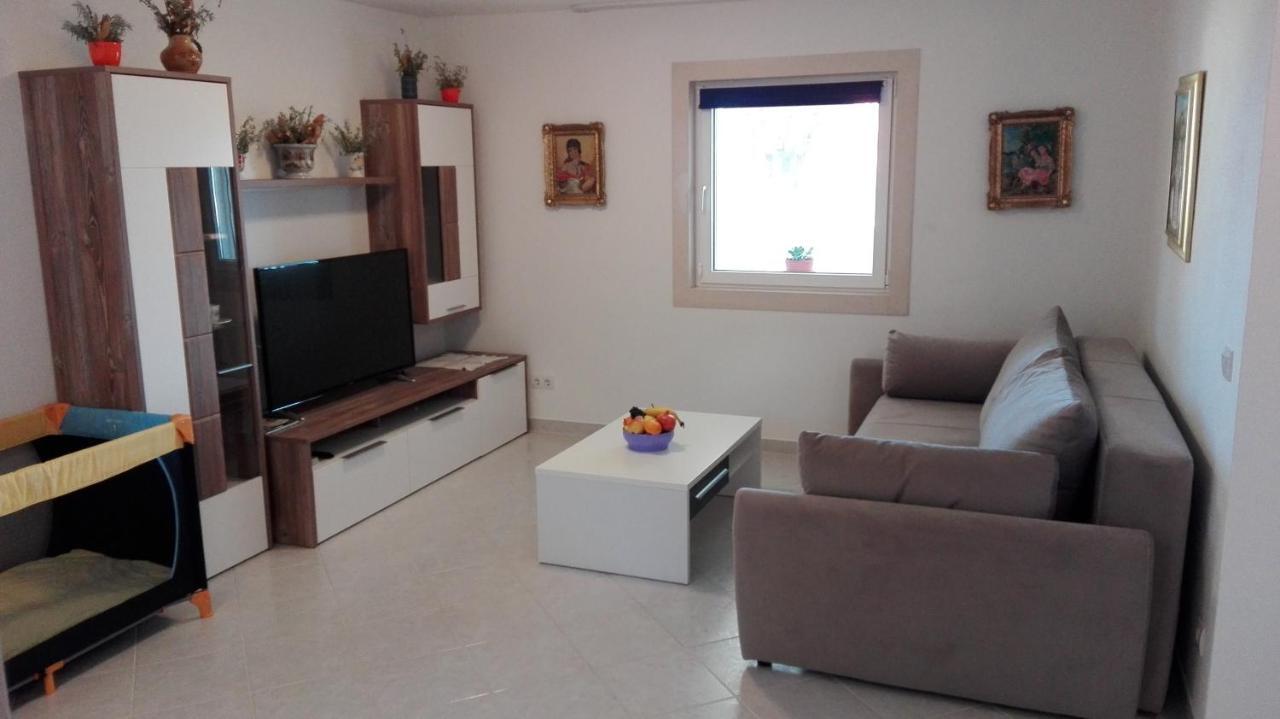 Apartments Marko Sutivan Insel Brac 외부 사진