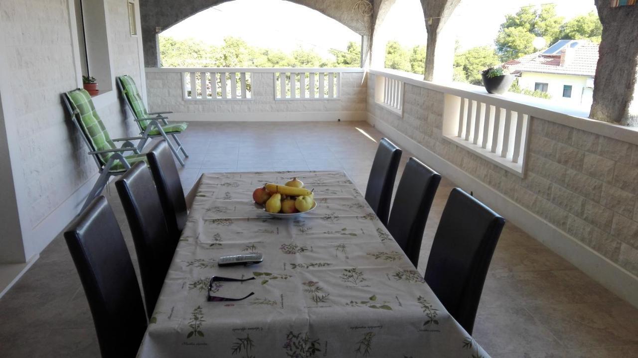 Apartments Marko Sutivan Insel Brac 외부 사진