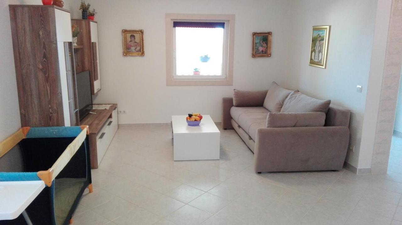 Apartments Marko Sutivan Insel Brac 외부 사진