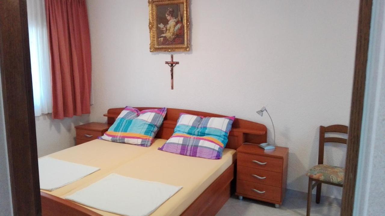 Apartments Marko Sutivan Insel Brac 외부 사진