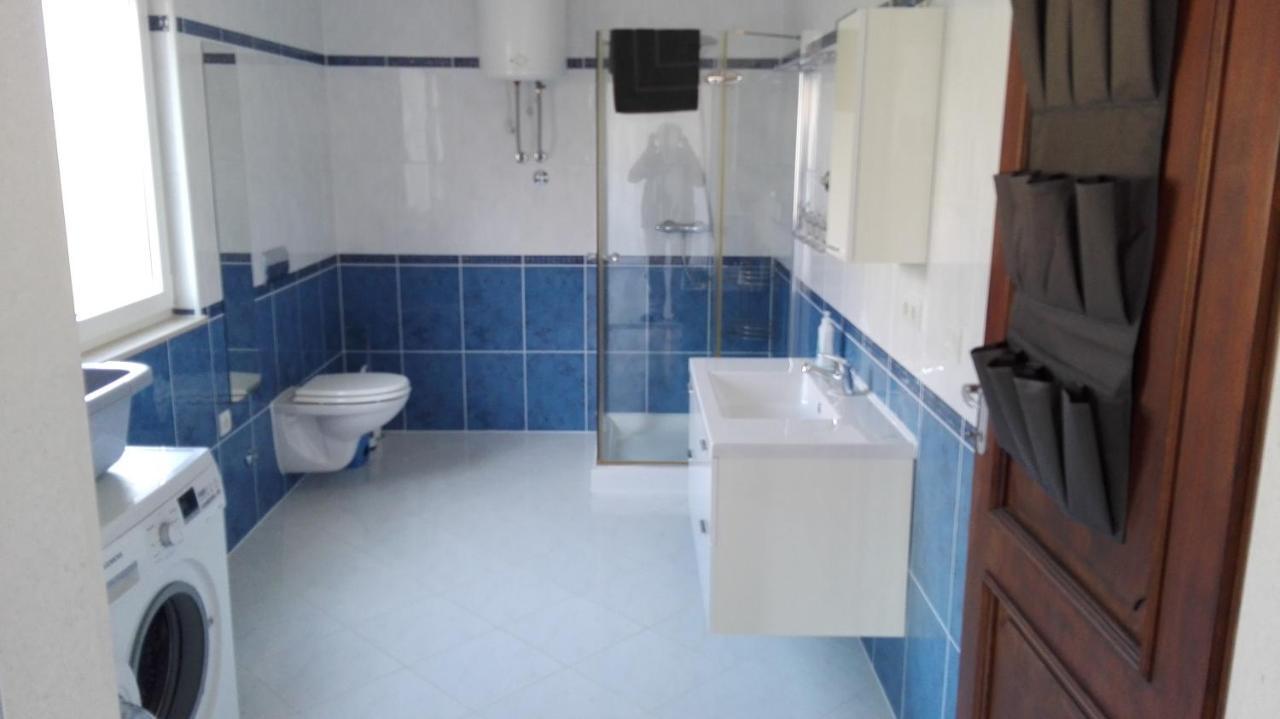 Apartments Marko Sutivan Insel Brac 외부 사진